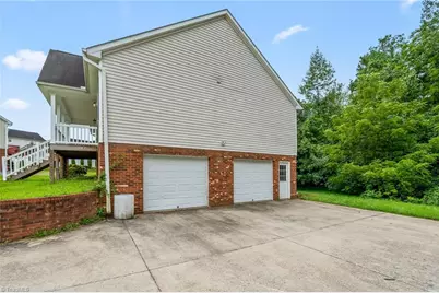 4381 Stone Forest Court, Winston-Salem, NC 27105 - Photo 27
