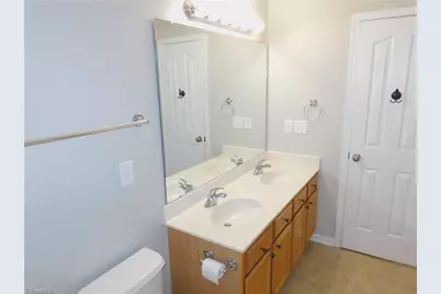 8 Rockport Court, Greensboro, NC 27406 - Photo 15