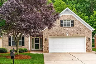 132 Heritage Hill Dr, Jamestown, NC 27282 - Photo 1