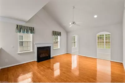 132 Heritage Hill Drive, Jamestown, NC 27282 - Photo 5