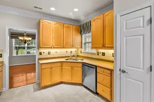 132 Heritage Hill Dr, Jamestown, NC 27282 - Photo 11