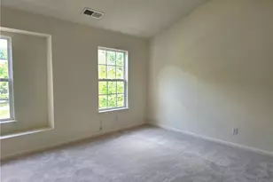 5641 Fellowship Dr, Greensboro, NC 27410 - Photo 19