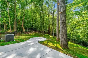 4926 Leinbach Dr, Winston-Salem, NC 27106 - Photo 43
