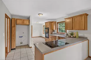 6135 Narrow Way Ln, Winston-Salem, NC 27105 - Photo 9