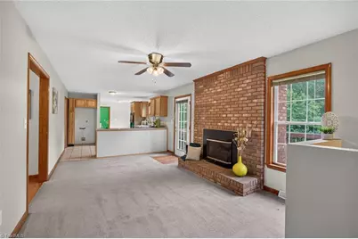 6135 Narrow Way Lane, Winston-Salem, NC 27105 - Photo 11