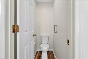 110 Mansfield Cir, Greensboro, NC 27455 - Photo 23