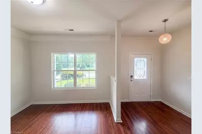 5439 Sky Hill Drive, Greensboro, NC 27301 - Photo 9