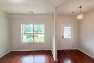 5439 Sky Hill Dr, Greensboro, NC 27301 - Photo 9