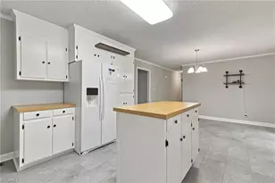 140 Clifton Dr, Reidsville, NC 27320 - Photo 23