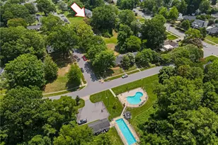1829 Villa Dr, Greensboro, NC 27403 - Photo 23