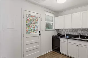 1829 Villa Dr, Greensboro, NC 27403 - Photo 5