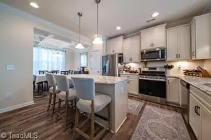 1342 Reading Ct, Burlington, NC 27217 - Photo 3