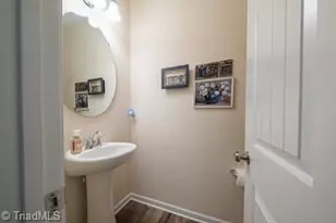 1342 Reading Ct, Burlington, NC 27217 - Photo 19
