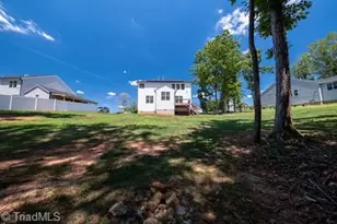 1342 Reading Ct, Burlington, NC 27217 - Photo 45