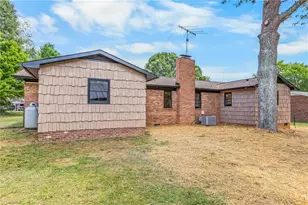 117 Hinshaw Ave, Yadkinville, NC 27055 - Photo 41