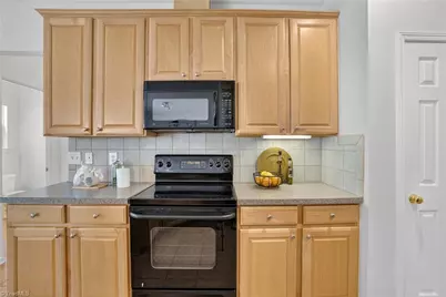 4045 Fountain Grove Drive, High Point, NC 27265 - Photo 13
