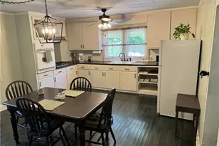 137 Old Rockford Rd, Dobson, NC 27017 - Photo 7