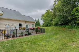 2509 Longshadow Dr, Graham, NC 27253 - Photo 35