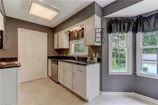 600 Creekridge Dr, Eden, NC 27288 - Photo 13