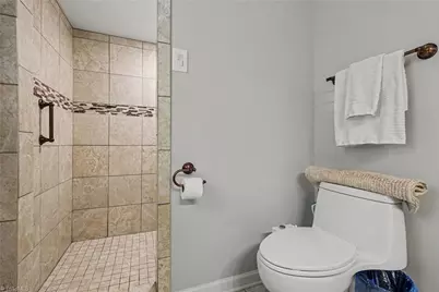 950 Croyden Street, High Point, NC 27262 - Photo 33