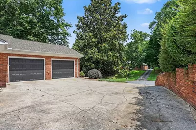 950 Croyden Street, High Point, NC 27262 - Photo 45