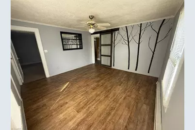 212 Ridgecrest Street, Thomasville, NC 27360 - Photo 9