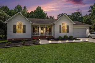 842 Charter Oaks Dr, Randleman, NC 27317 - Photo 1