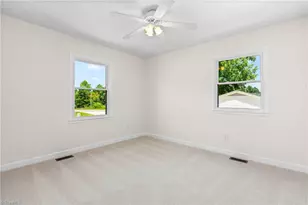 3913 Enterprise Rd, Lexington, NC 27295 - Photo 15