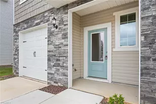 2126 Willow Gln Dr, Graham, NC 27253 - Photo 5
