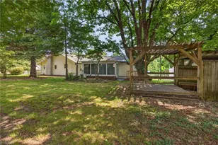 1311 Forrest St, High Point, NC 27262 - Photo 25
