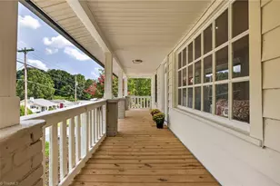 1311 Forrest St, High Point, NC 27262 - Photo 27