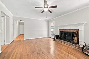 2112 Kello Dr, Greensboro, NC 27455 - Photo 13