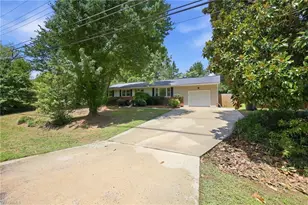 2112 Kello Dr, Greensboro, NC 27455 - Photo 33