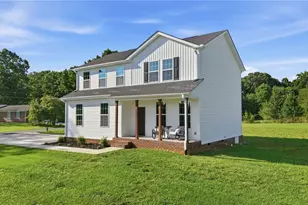 104 Hemlock Ln, State Road, NC 28676 - Photo 1