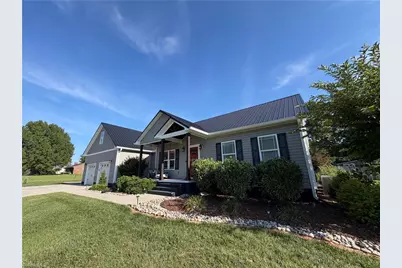6861 Country Meadows Lane, Trinity, NC 27370 - Photo 5