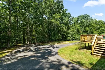 288 Hillside Court, Winston-Salem, NC 27107 - Photo 31