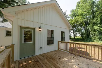 3035 Walnut Avenue, Winston-Salem, NC 27106 - Photo 9