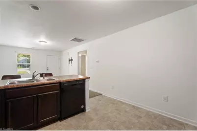 1813 Alyssum Place, Winston-Salem, NC 27127 - Photo 9