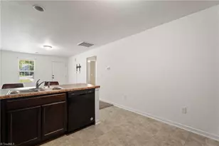 1813 Alyssum Pl, Winston-Salem, NC 27127 - Photo 9