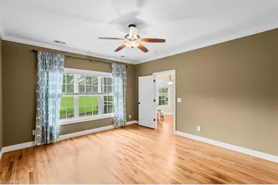 4898 Forest Oaks Drive, Greensboro, NC 27406 - Photo 21
