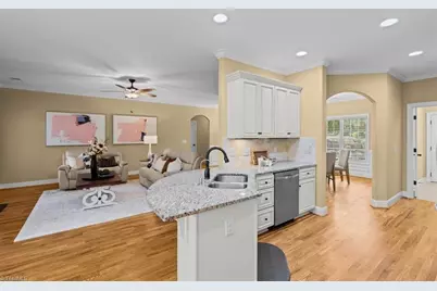 4898 Forest Oaks Drive, Greensboro, NC 27406 - Photo 15