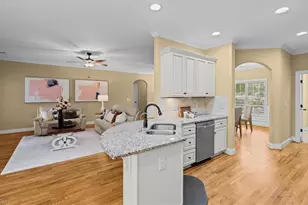 4898 Forest Oaks Dr, Greensboro, NC 27406 - Photo 15