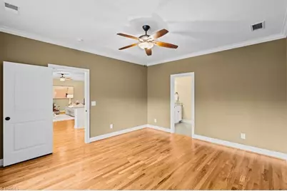 4898 Forest Oaks Drive, Greensboro, NC 27406 - Photo 23
