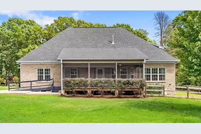 4898 Forest Oaks Drive, Greensboro, NC 27406 - Photo 39