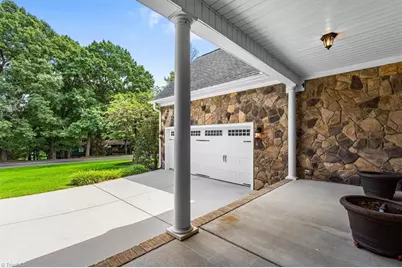 4898 Forest Oaks Drive, Greensboro, NC 27406 - Photo 3