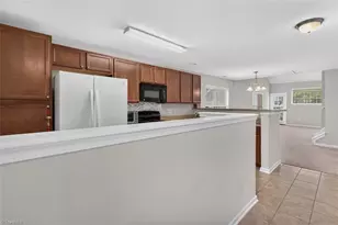 350 Robyns Gln Cir, Greensboro, NC 27409 - Photo 3