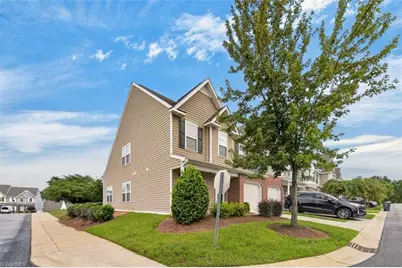 350 Robyns Glen Circle, Greensboro, NC 27409 - Photo 23