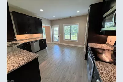 412 Stage Coach Trail, Greensboro, NC 27410 - Photo 5