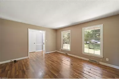 430 Flyntvalley Drive, Winston-Salem, NC 27104 - Photo 13