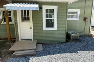 1529 W 1st St, Winston-Salem, NC 27101 - Photo 3